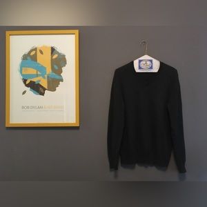 Old Navy Gray V-Neck - Small (M)